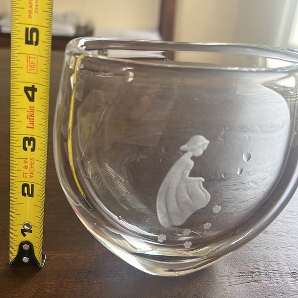 Orregors of Sweden Glass Vase Etched Signed - Picture 4 of 5